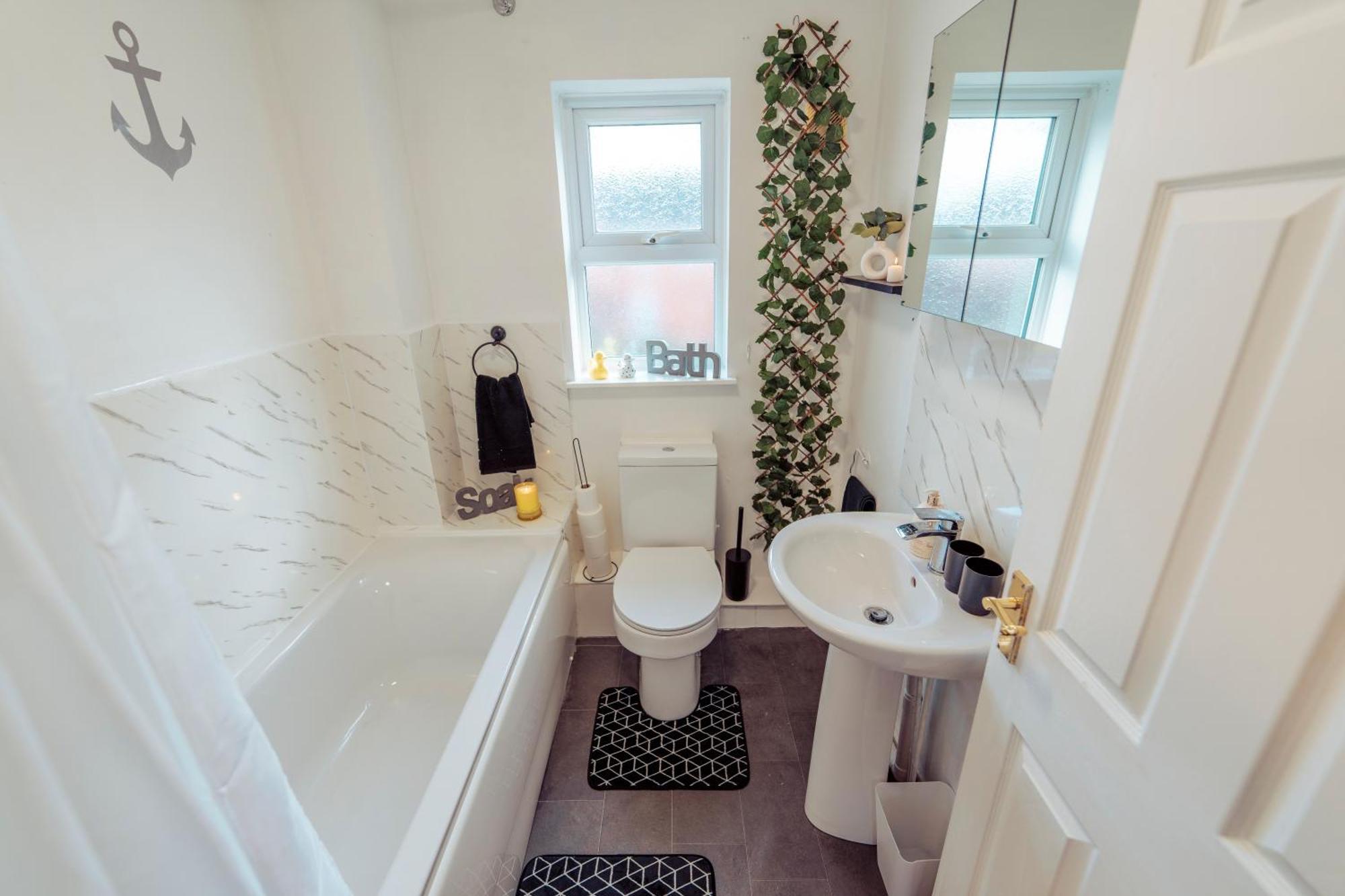 2 Bedroom Peaceful Home, Colchester Mile End Екстериор снимка