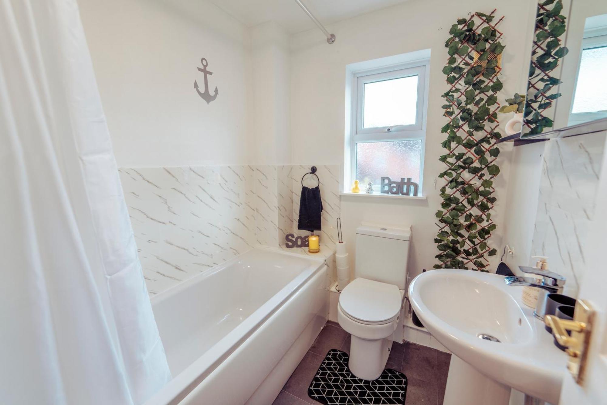 2 Bedroom Peaceful Home, Colchester Mile End Екстериор снимка